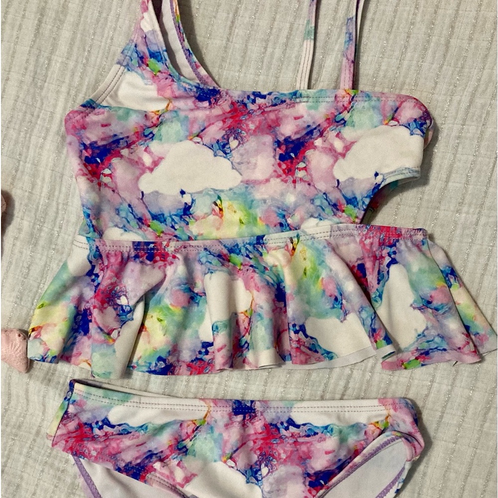 Shein both swimsuits are gently used Toddler SIZE:100 =2T-3T
